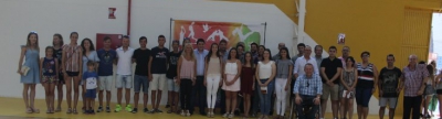 El poliesportiu municipal presenta una imatge més actual i renovada