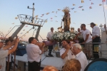 Burriana procesiona por tierra y mar a la Virgen del Carmen
