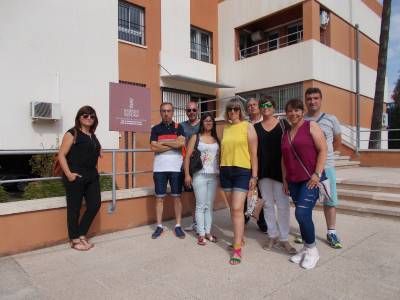L'alumnat de fructicultura del taller d'ocupació NUles III coneix les últimes tendències en control biològic de plagues