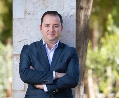 Cs lamenta la connivencia del bipartito con las pintadas vandálicas, ofensivas e ilegales