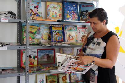 Castellón amplía la oferta de los puntos bebé de las playas del Pinar, Gurugú y Serradal con zonas de lectura infantil