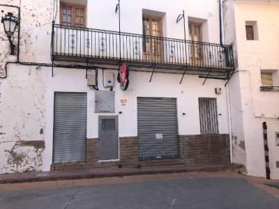 El PSPV-PSOE acusa al alcalde del PP de Matet de permitir reiteradamente el incumplimiento del contrato de adjudicación del bar del pueblo