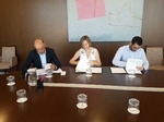 La Conselleria de Vivienda y el Ayuntamiento de l?Alcora firman un convenio para la remodelación de la plaza España  