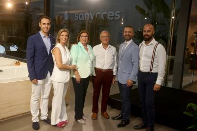 Sanycces celebra su 25 aniversario con nueva exposicin y trabajadores, amigos y clientes