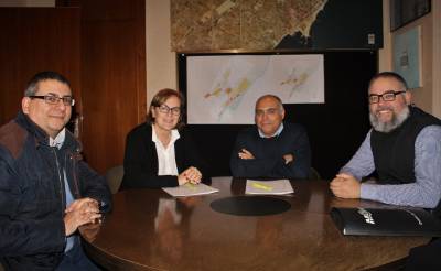 Signatura del conveni entre la Casa d'Acolliment dels Salesians i l'Ajuntament