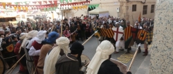 muy-concurrido-el-casco-antiguo-de-alcora-por-el-al-qura-medieval-y-su-mercado-tradicional