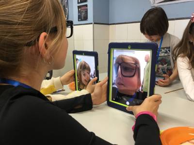 Un millar de personas conoce las instalaciones y el proyecto educativo del colegio San Cristóbal