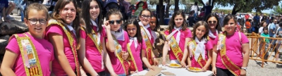 Los valldalbenses cumplen con la tradición de subir en romería a la ermita de Sant Cristòfol