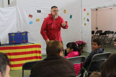 Cultura, literatura y diversión en la Feria del Libro de Ares