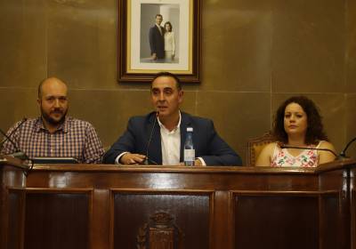 Vilafams constituye la nueva corporacin y vuelve a investir alcalde a Abel Ibez para el mandato 2019-2023