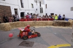 La cursa de 'Cotxes bojos' ompli d'humor i diversió els carrers de Vilafamés