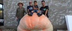 la-calabaza-del-alcorino-jorge-monfort-de-620-kg-representa-a-la-comunitat-valenciana-en-el-concurso-internacional-de-valtierra-navarra