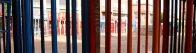 La Vilavella precinta els cadafals després de desinfactar-los per complir amb les exigències de Generalitat