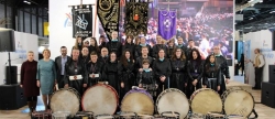 alcora-hace-vibrar-fitur-en-madrid-con-la-recreacion-de-la-rompida-de-la-hora