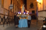 Cientos de feligreses salen por el casco antiguo a la procesión de las Antorchas de la Virgen de Lourdes