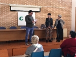 El Ayuntamiento de la Vall d'Uixó imparte un taller de lengua de signos en el CRIS