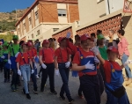 El carnestoltes escolar ompli de ritme i color els carrers d'Almenara