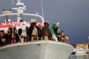Burriana celebra la tradicional Cabalgata de Reyes Magos