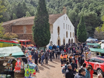 Masiva celebracin de Sant Miquel en Vilafams