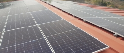 La Serratella solicita a Iberdrola conectar placas solares del polifuncional