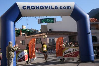 Vicente Calvo gana en Alfondeguilla y bate el r�cord de la prueba