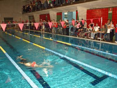 El ayuntamiento tramita el cambio de gesti�n de la piscina para atender las quejas de los usuarios