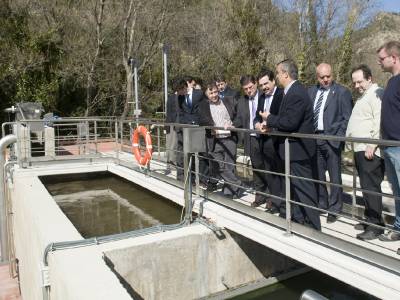 Francisco Mart�nez inaugura las nuevas depuradoras de Ara�uel y Espadilla