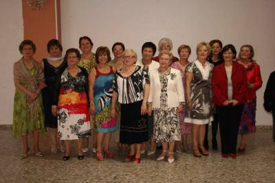 La Asociaci�n de Amas de Casa L'Arquet organiza un desfile de moda
