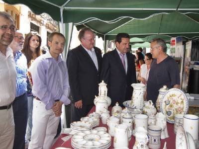 La Diputaci�n respald� la I Feria del comercio que se celebr� el pasado fin de semana en Ribesalbes