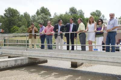 Francisco Mart�nez visita la remodelaci�n de la depuradora de la localidad, con 941.000 euros de inversi�n
