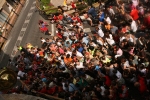 Los pequeños también participan de los toros