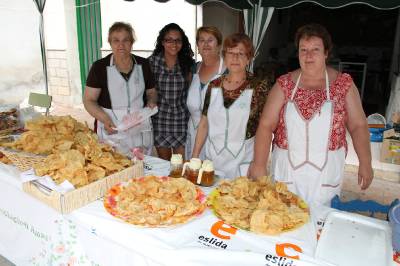 La Mostra de productes artesanals d'Eslida i de la Serr� d'Espad� congrega a varios miles de visitantes