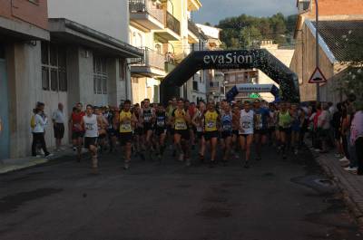 �xito de participaci�n en la IV Volta a les Fonts de Eslida con nuevo triunfo de  Ram�n Recatal�