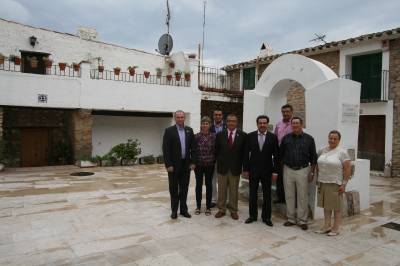 Martinez visit� las calles del Casco Antiguo de Oropesa del Mar