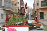 Las calles de Burriana lucen Cruces de Mayo y jardines