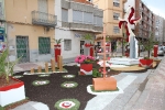 Las calles de Burriana lucen Cruces de Mayo y jardines