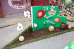 Las calles de Burriana lucen Cruces de Mayo y jardines