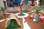 Las calles de Burriana lucen Cruces de Mayo y jardines