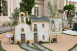 Las calles de Burriana lucen Cruces de Mayo y jardines