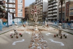 Las calles de Burriana lucen Cruces de Mayo y jardines