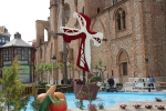 Las calles de Burriana lucen Cruces de Mayo y jardines