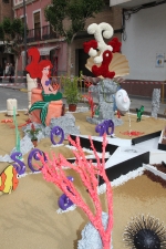 Las calles de Burriana lucen Cruces de Mayo y jardines
