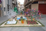Las calles de Burriana lucen Cruces de Mayo y jardines