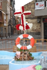 Las calles de Burriana lucen Cruces de Mayo y jardines