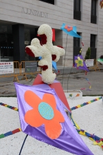 Las calles de Burriana lucen Cruces de Mayo y jardines