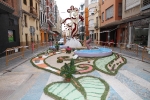 Las calles de Burriana lucen Cruces de Mayo y jardines