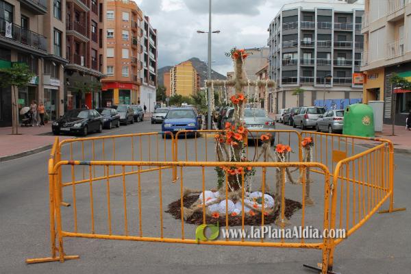 L\'Ambient gana en las Cruces de Mayo de la Vall