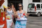 La sátira se adueña de las calles de Vila-real en la cavalgada de Festes