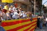 La sátira se adueña de las calles de Vila-real en la cavalgada de Festes