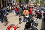 Sant Pasqual concentró la fira alternativa y las \'vespas\'